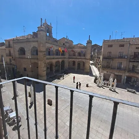 Appartement Vut - El Balcon De La Plaza - A à Ciudad-Rodrigo Extérieur photo
